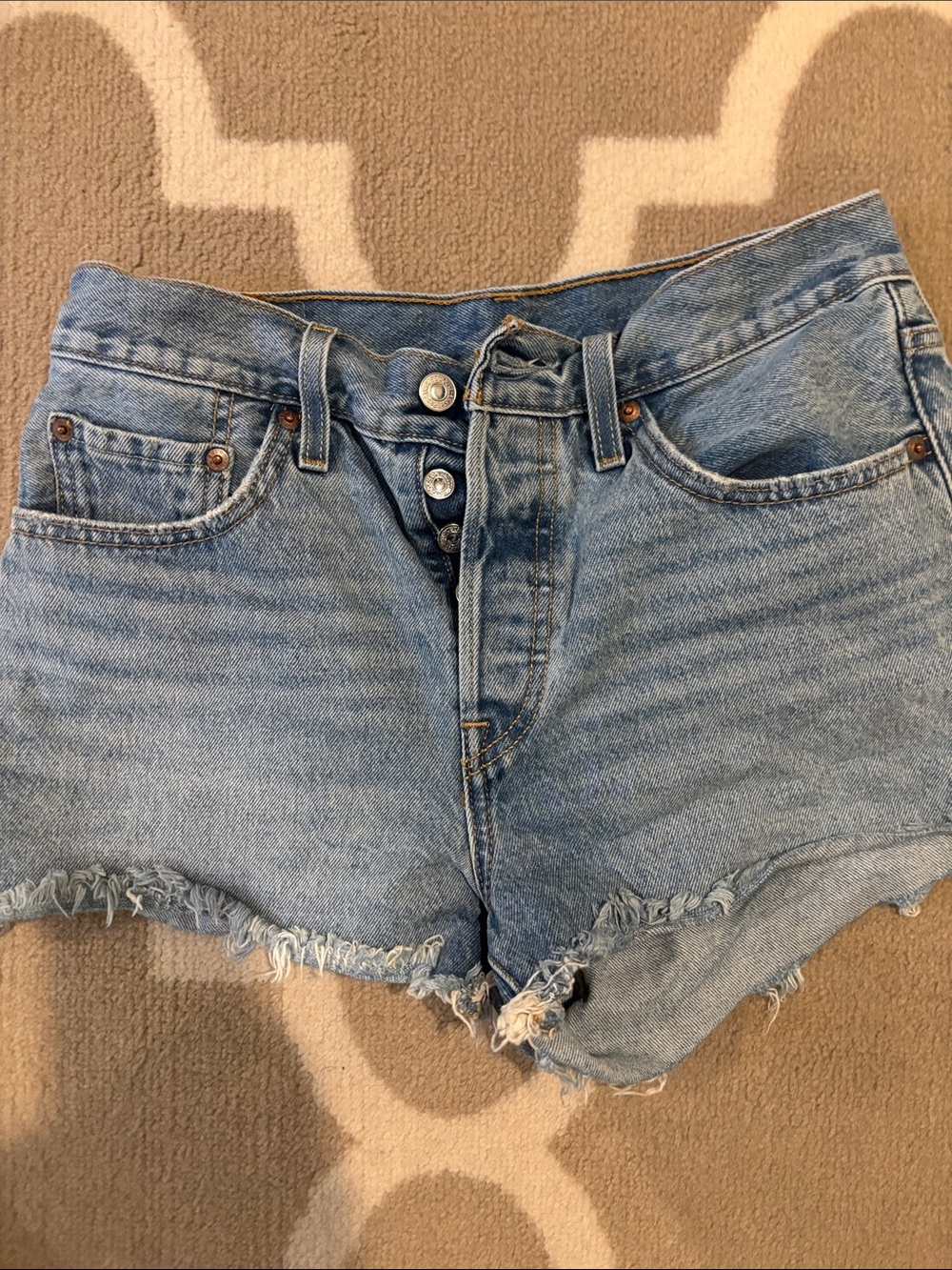 Levi's Light Blue Button-Fly Denim Cutoff Shorts Sz 27